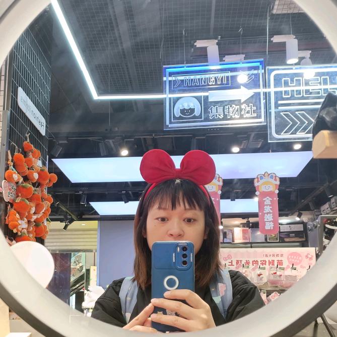 小曼同学
