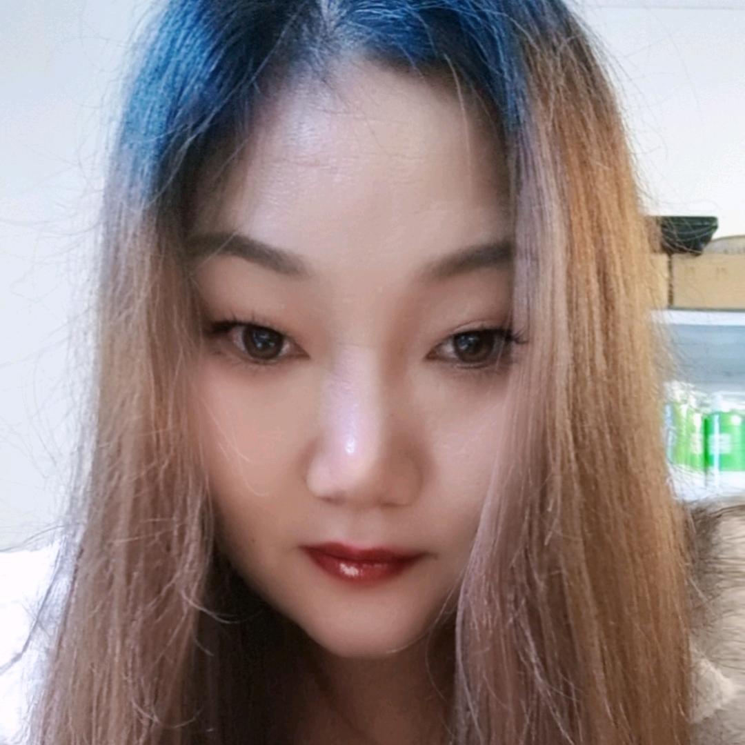 听说糖🍭很甜🌟