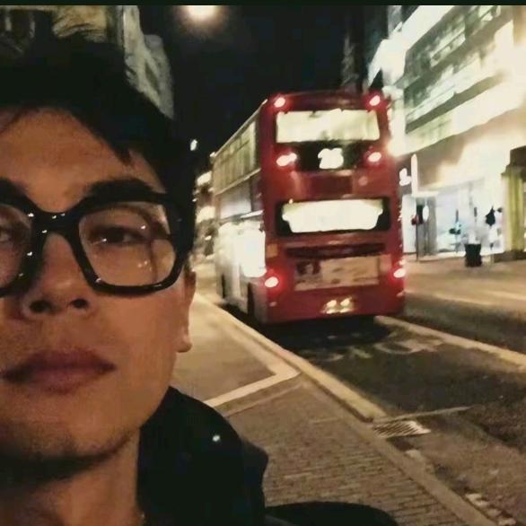欢喜哥.