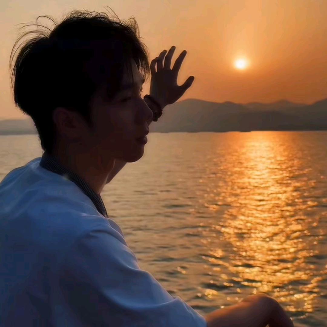 ღ᭄恸᭄ᩚ꯭💘的出气筒