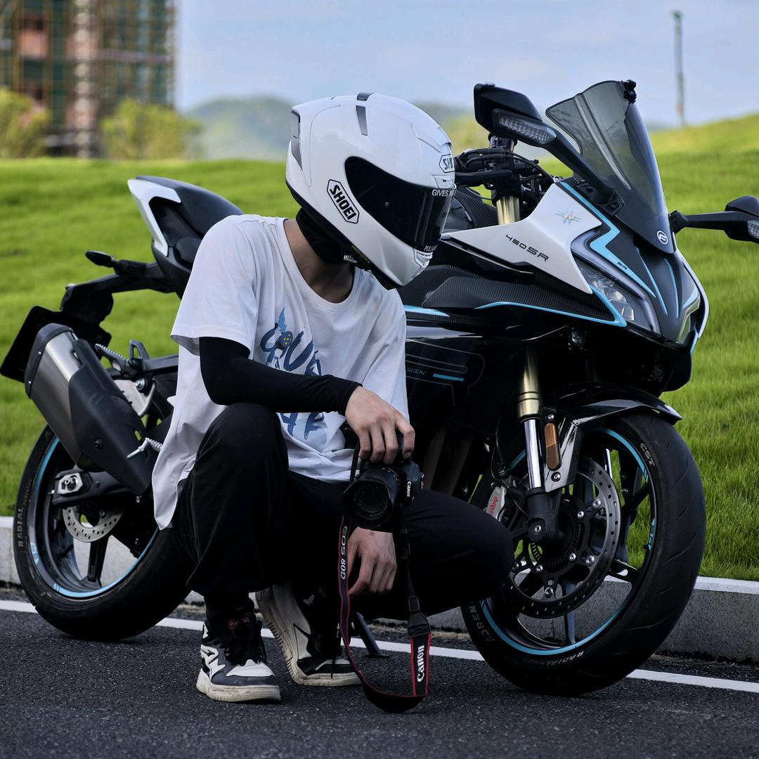 @不是暗夜⭐🏍️