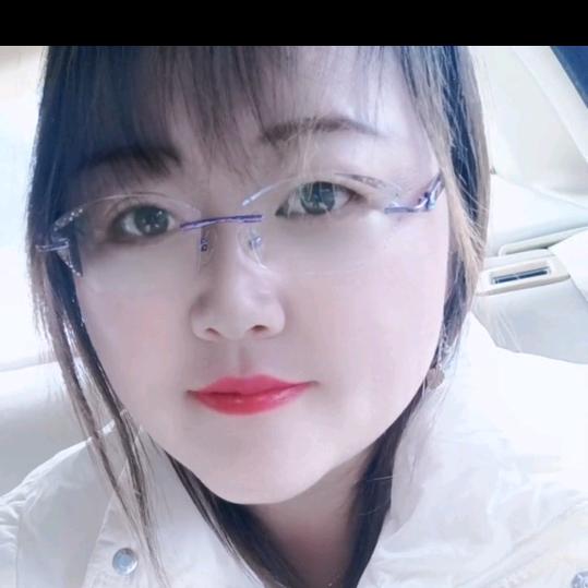 独饮杯中酒