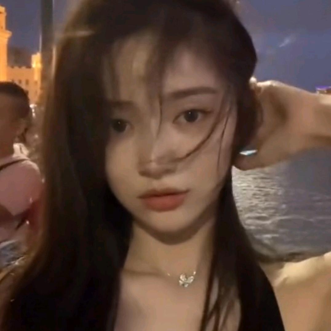 只想沉默^O^