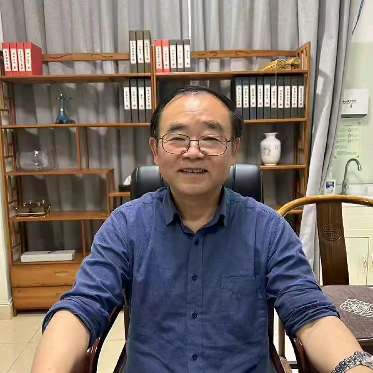 甲状何志盛咨询14