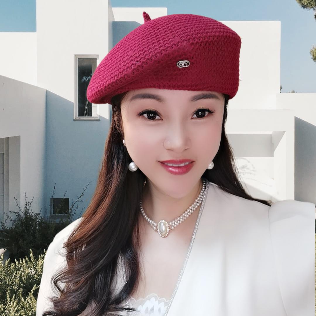 莹初帽业服饰穿搭