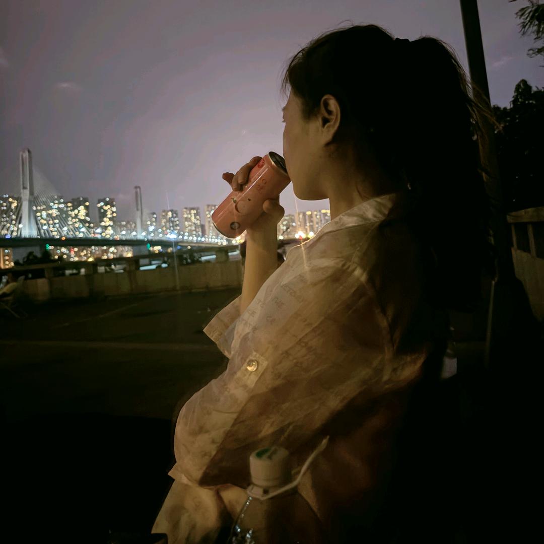 珍头像