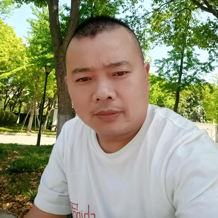 我是贵州务川王哥＆、☞（WLQ）