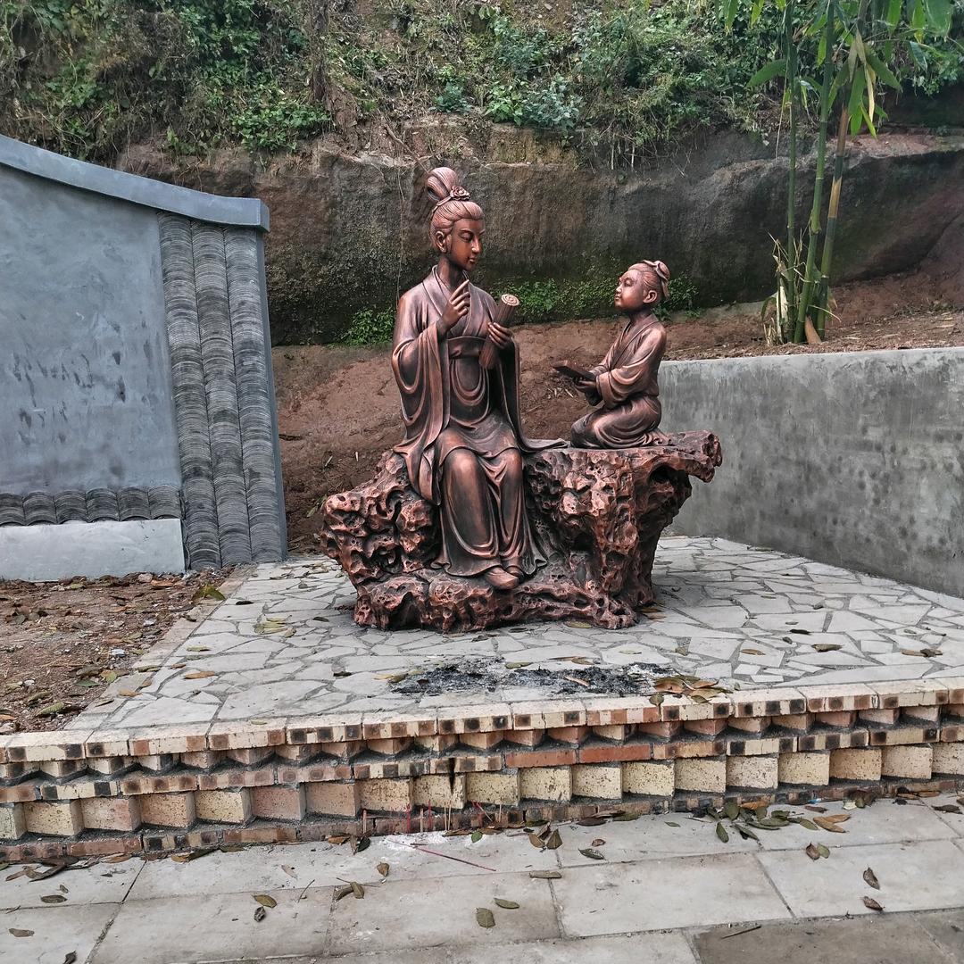 龙世界我不懂: