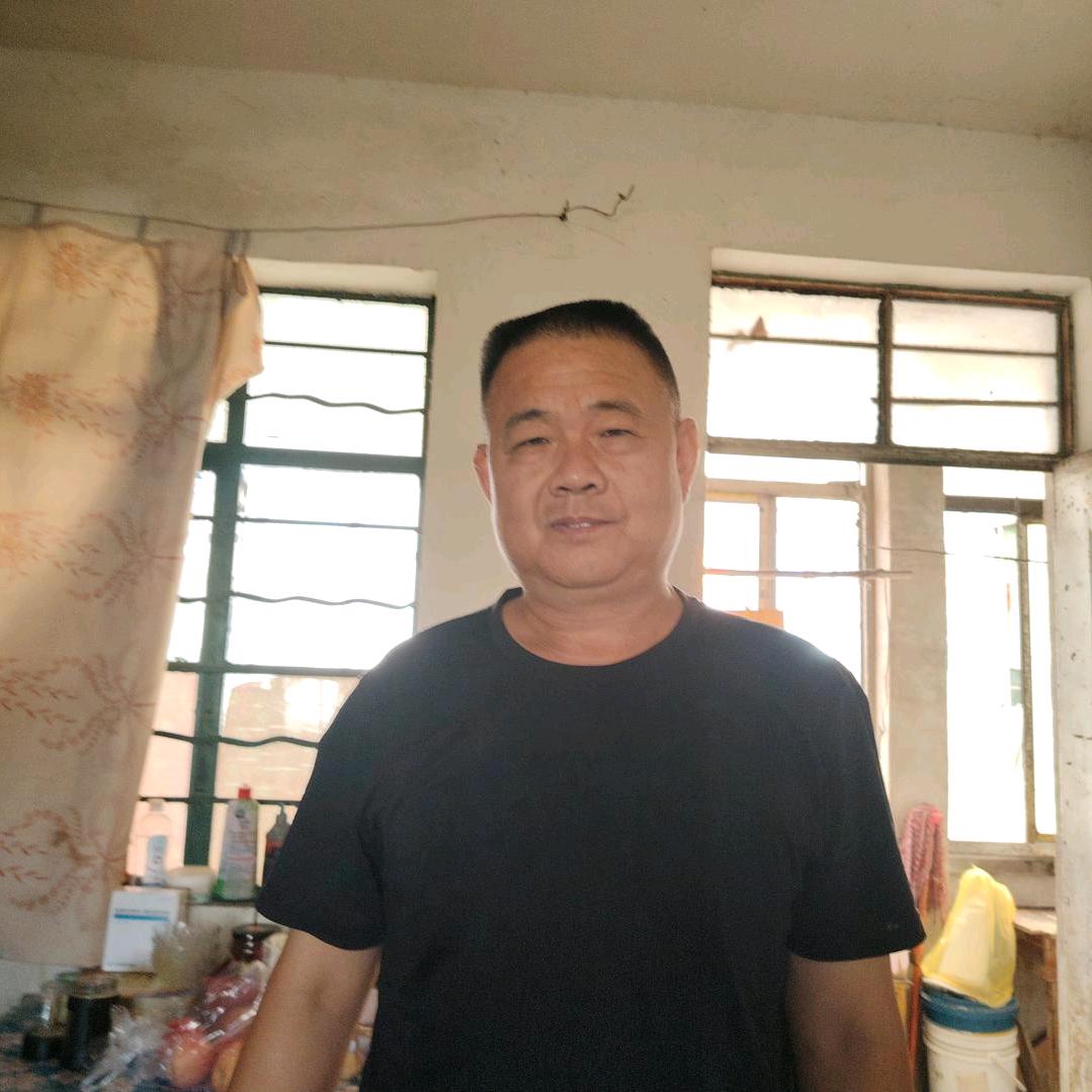 卢刚