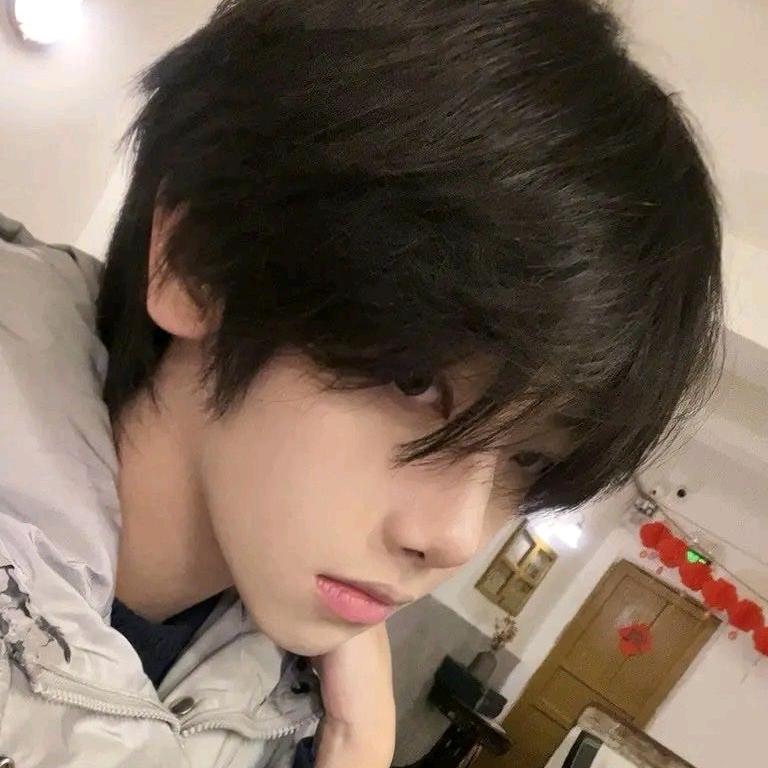 欣冉冉服饰