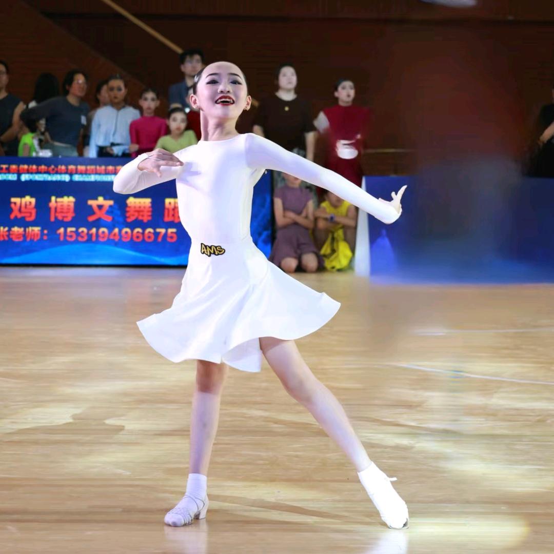 拉丁女孩糖糖