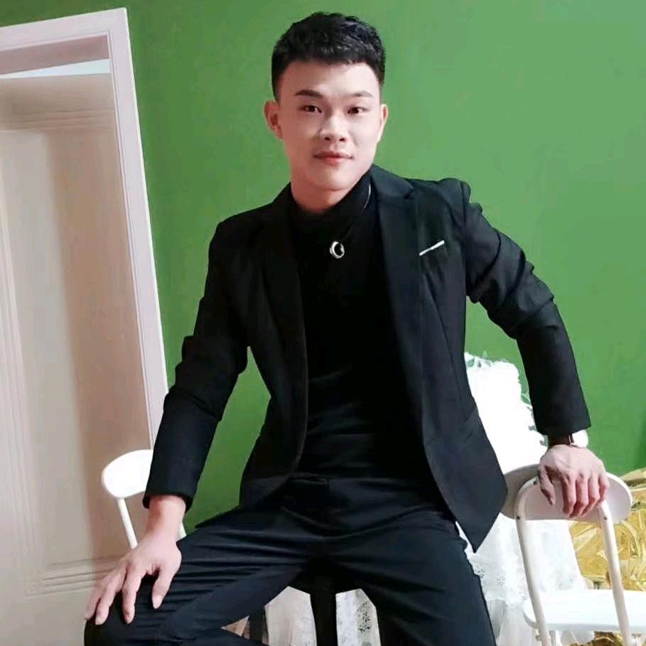 最亮的   靓仔