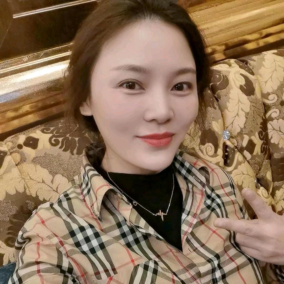 珈苓美容(名扬国际广场店)专用号