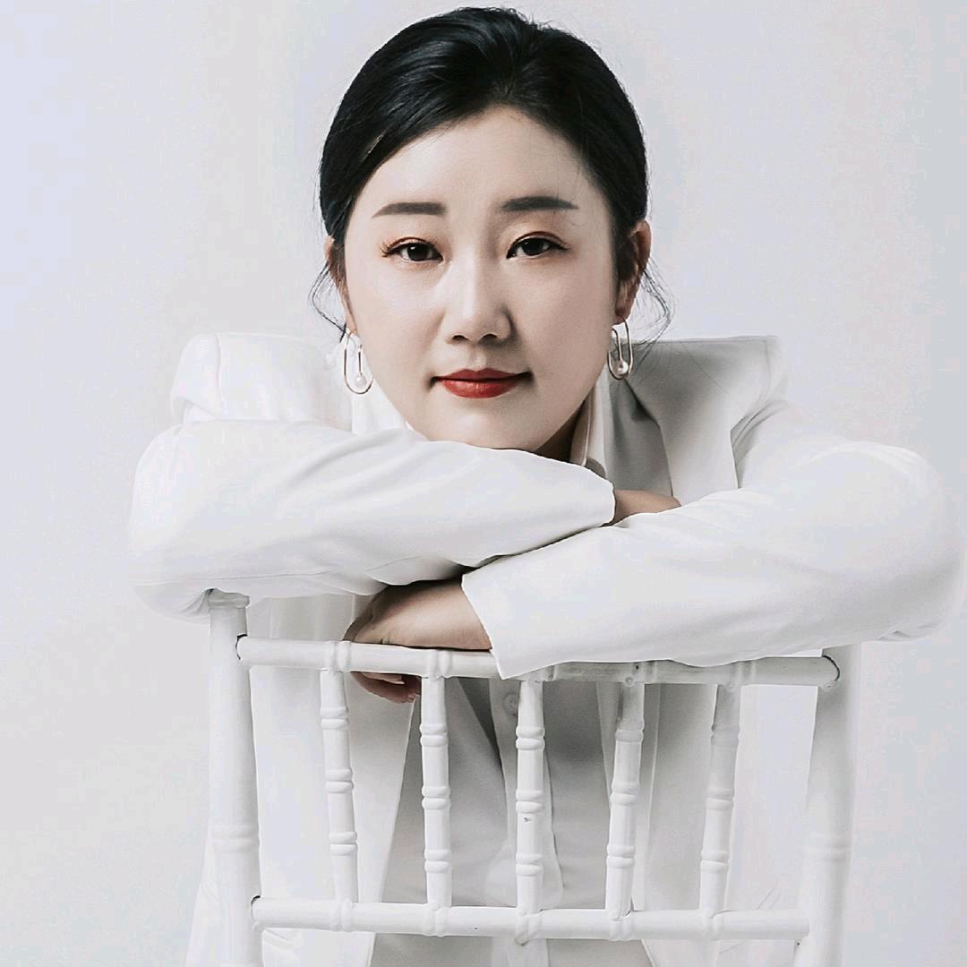 呼市房产顾问婷婷
