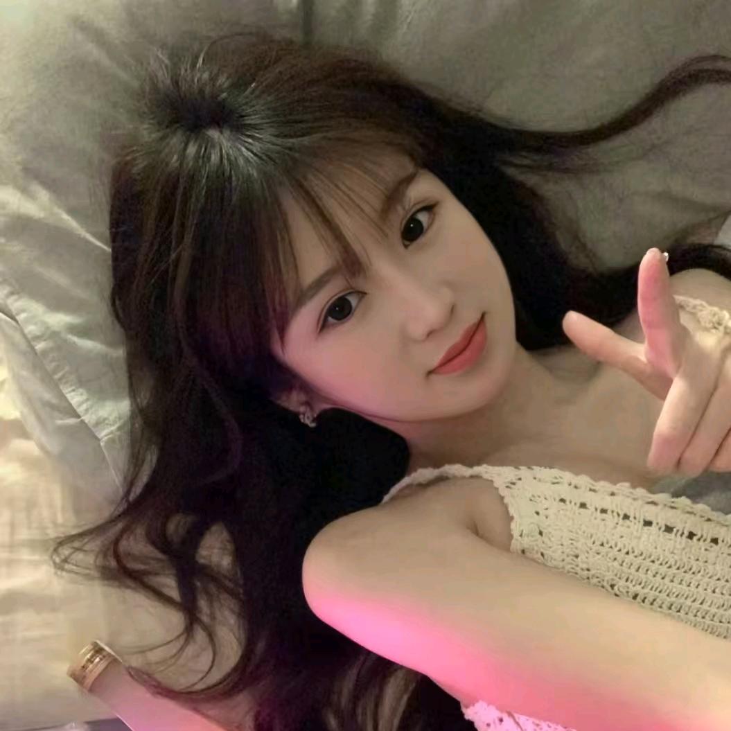 嫣然