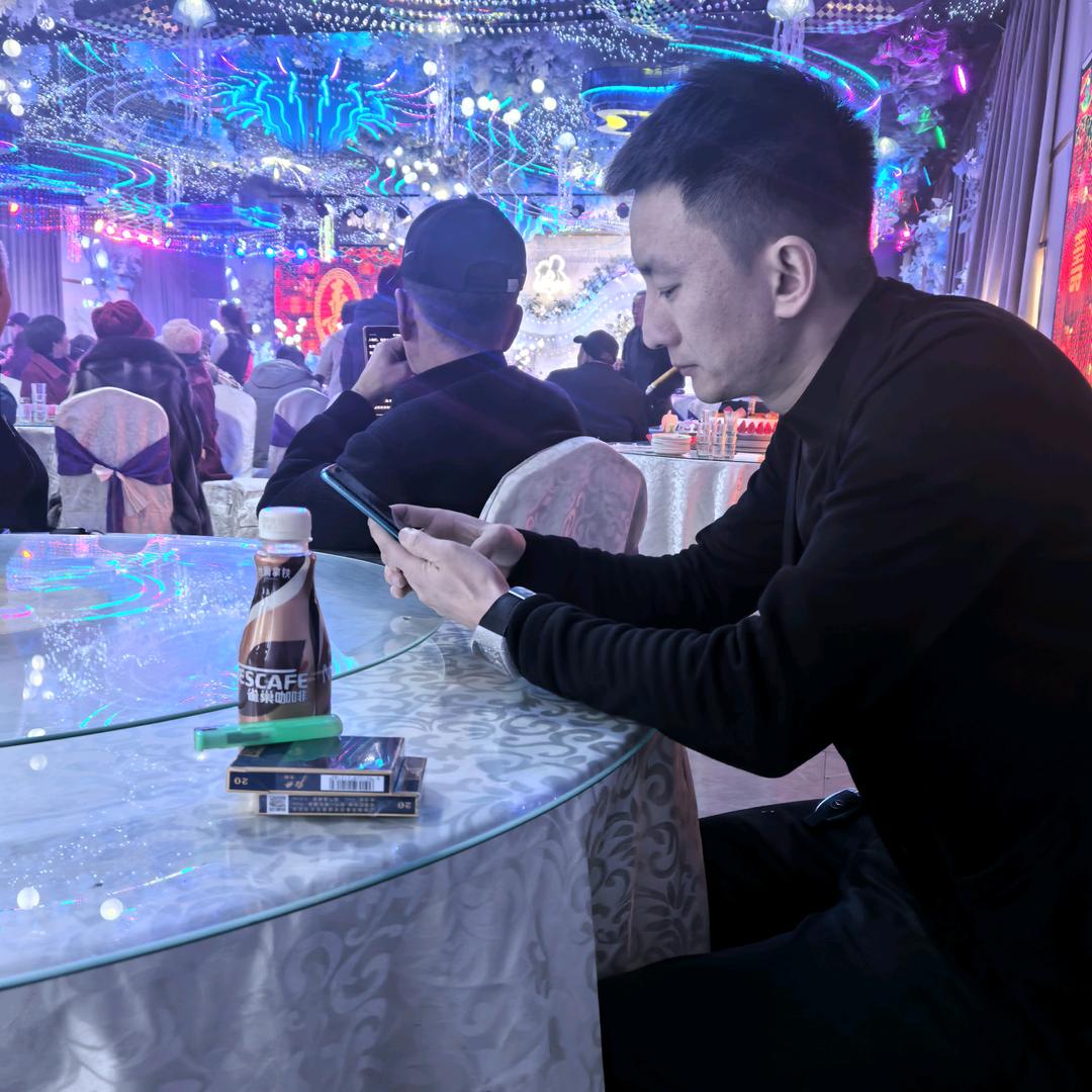 张进亿