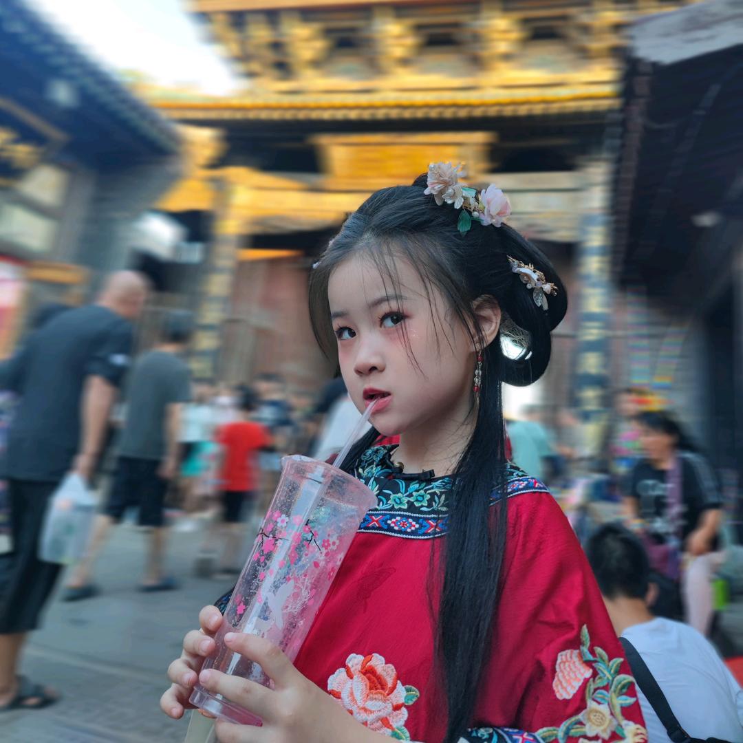 旧城不暖少年心氵