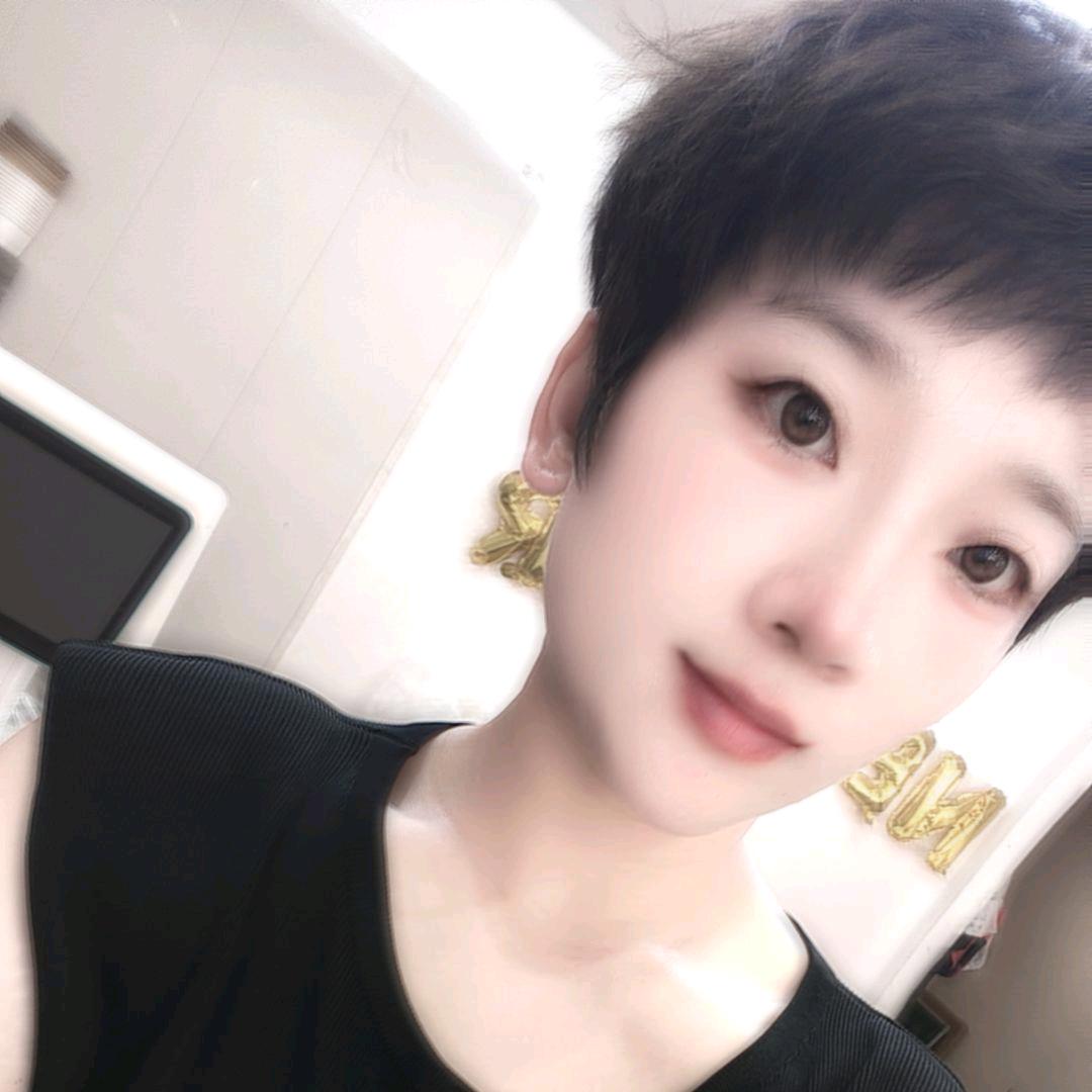 晶晶·YXIN水果店