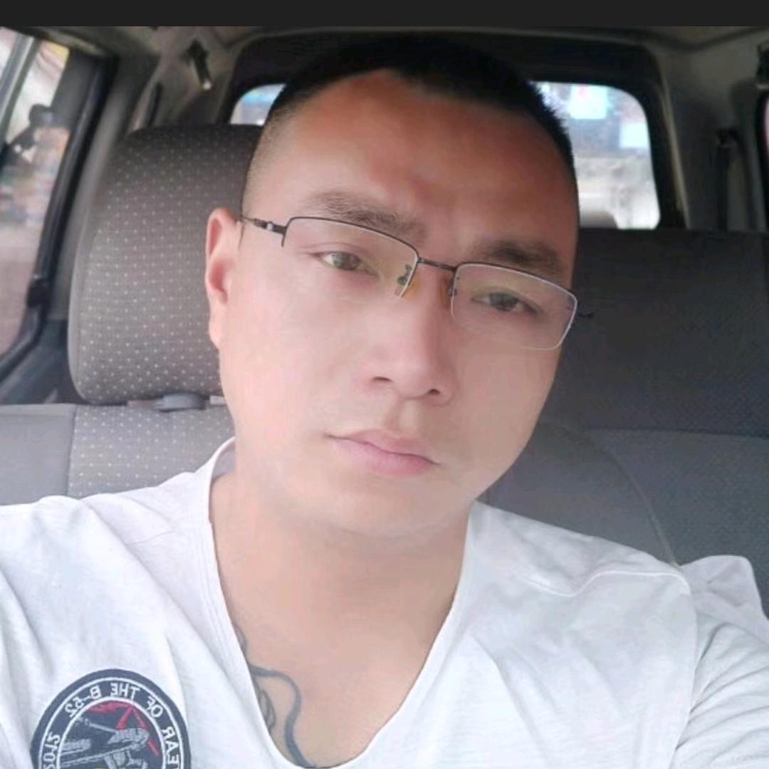 明亮石材