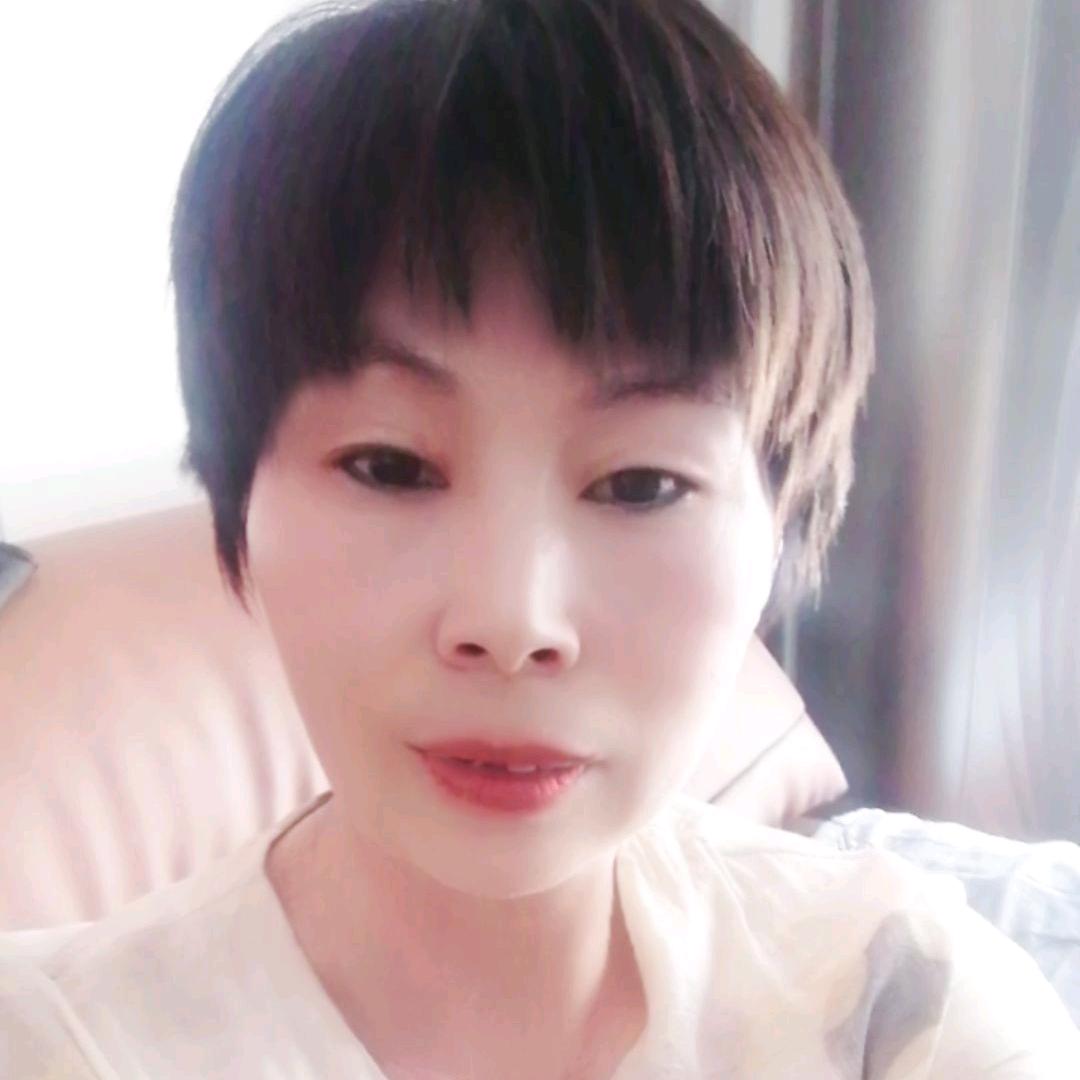 小英姐