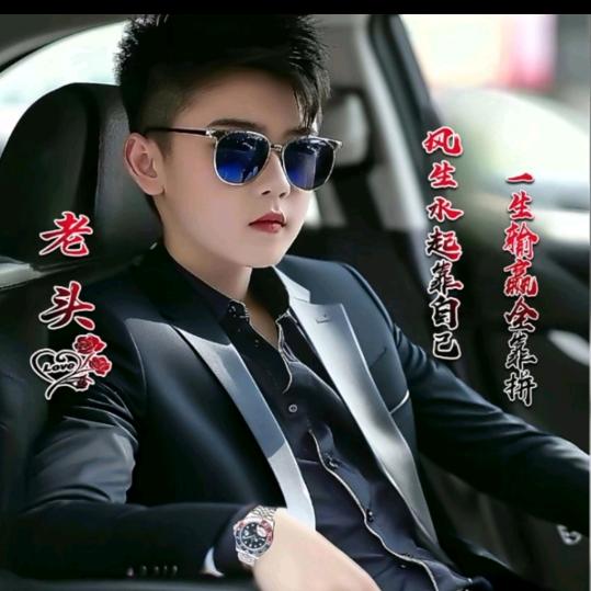 ٩( 'ω' )و 幽灵٩( 'ω