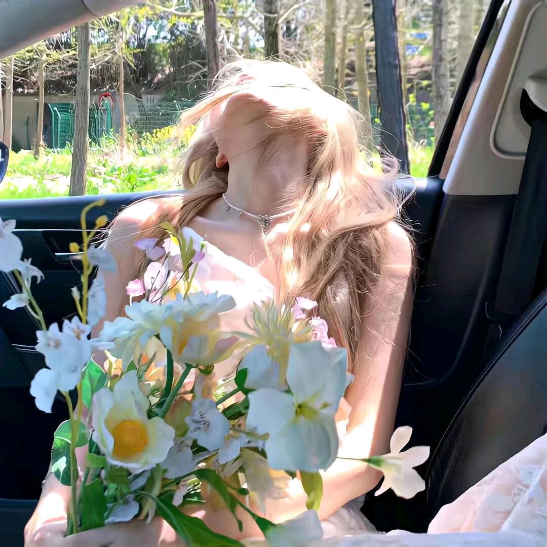 广西电院小张学姐