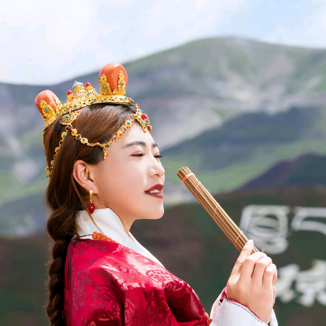 阿西❤️群措，小号