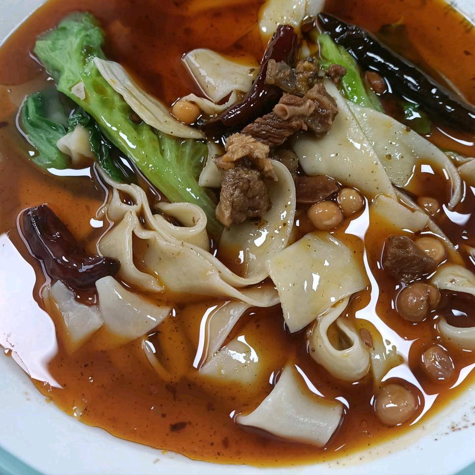 ①碗牛肉板面