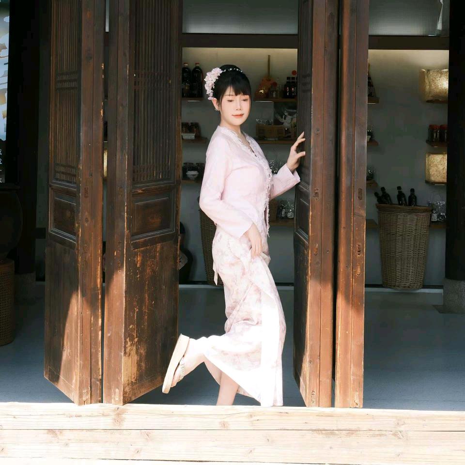 ωǒ嘢蛮女友ちo