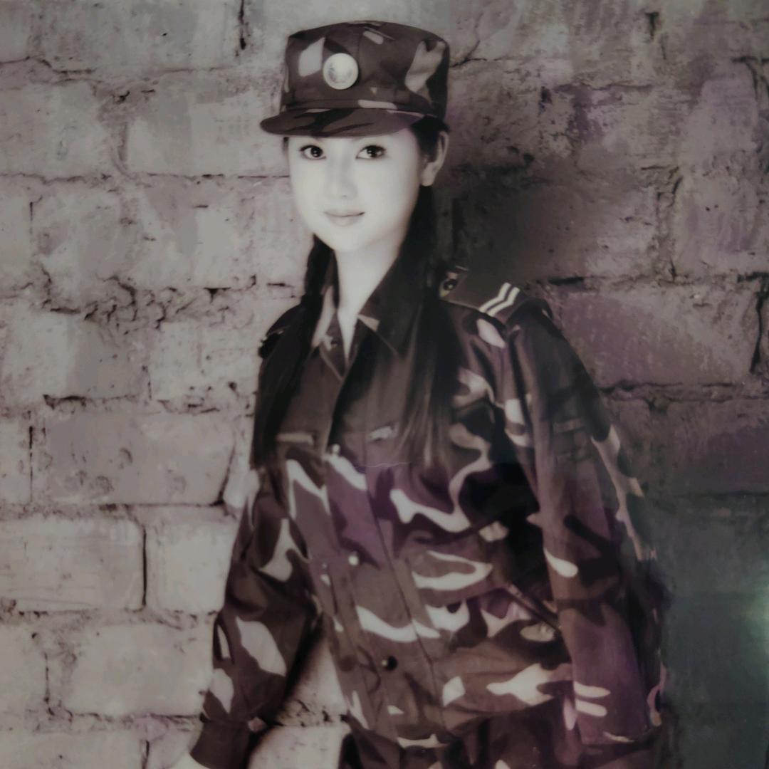 兵妹颜小妞商贸