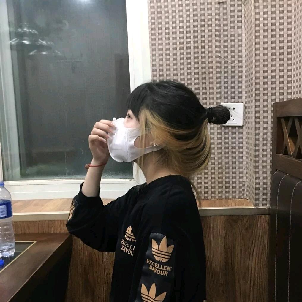 困困士豆泥.