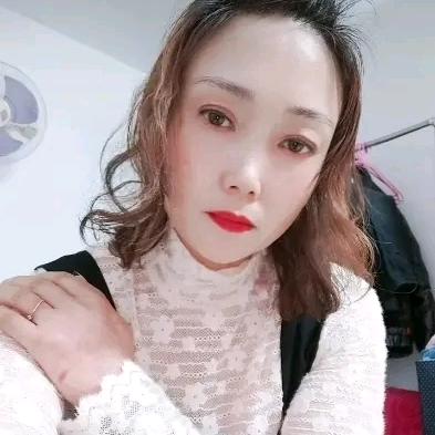 草莓有点甜