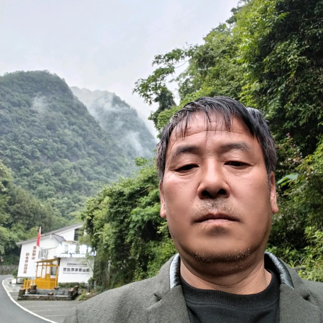 吴龙燕
