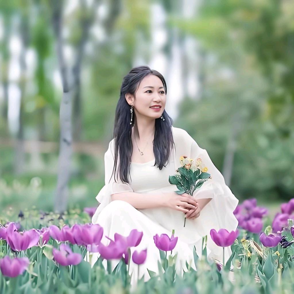 霓裳衣橱精品女装