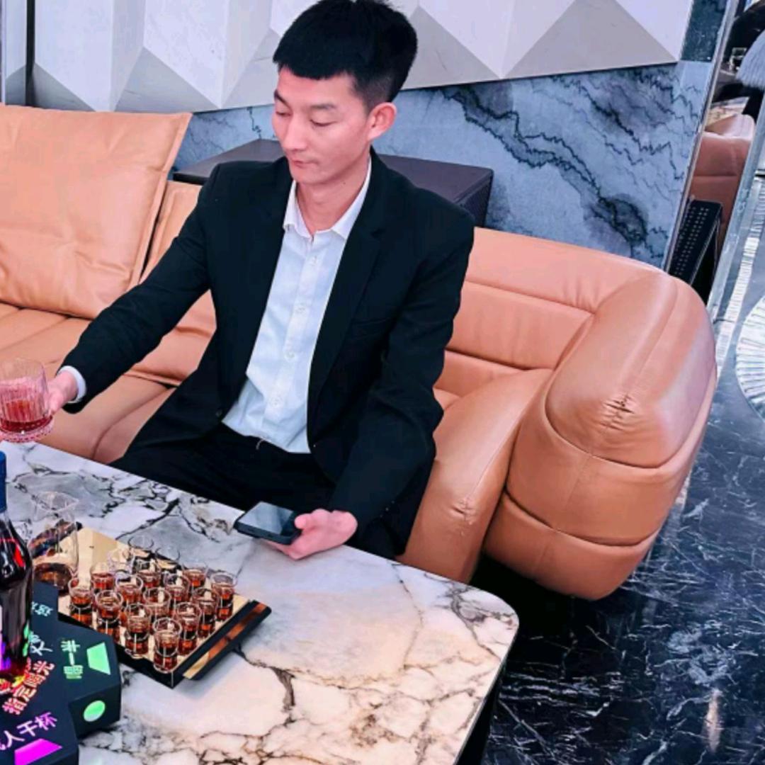 凤舞玖天酒吧(小宝)