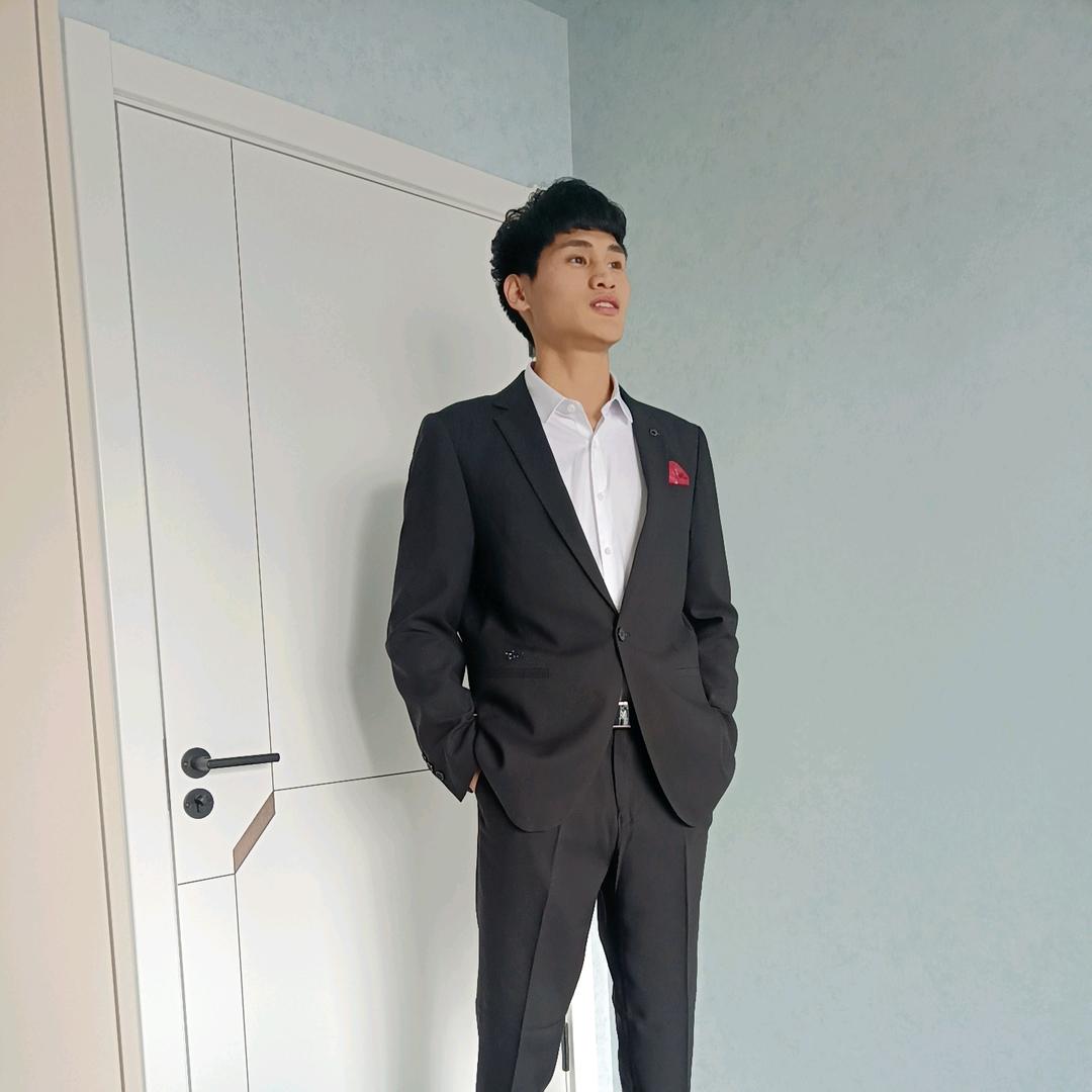 余生只谈钱💰