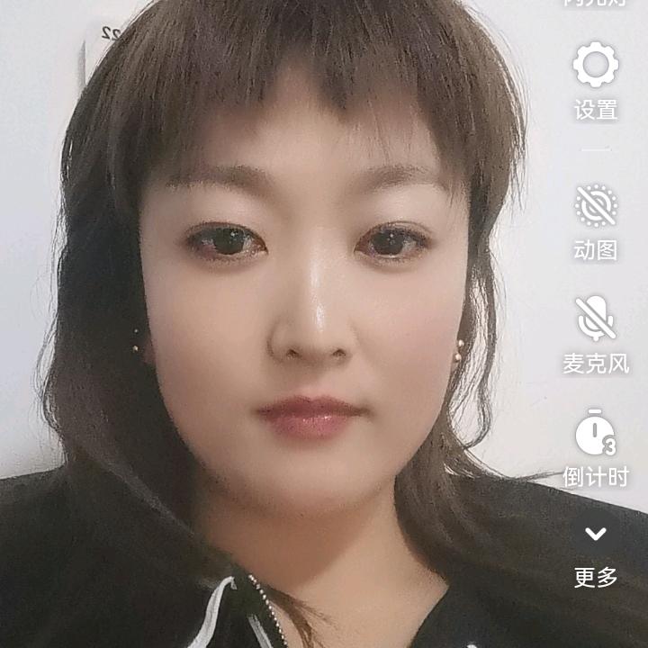 乐乐2🎤，(每天早上9点18开播)