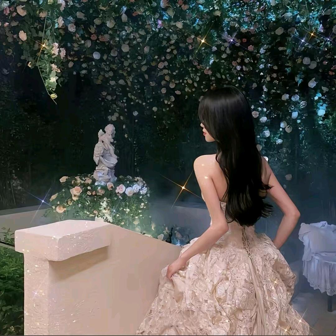 恬恬美依