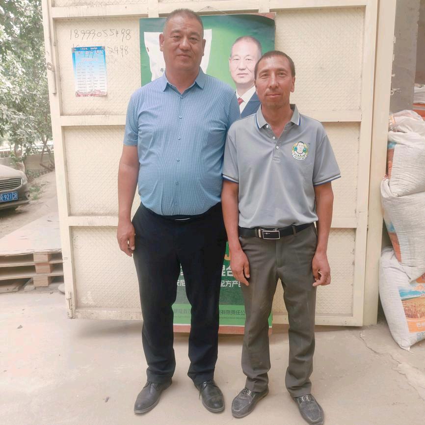 策勒县安尼瓦尔江连锁店