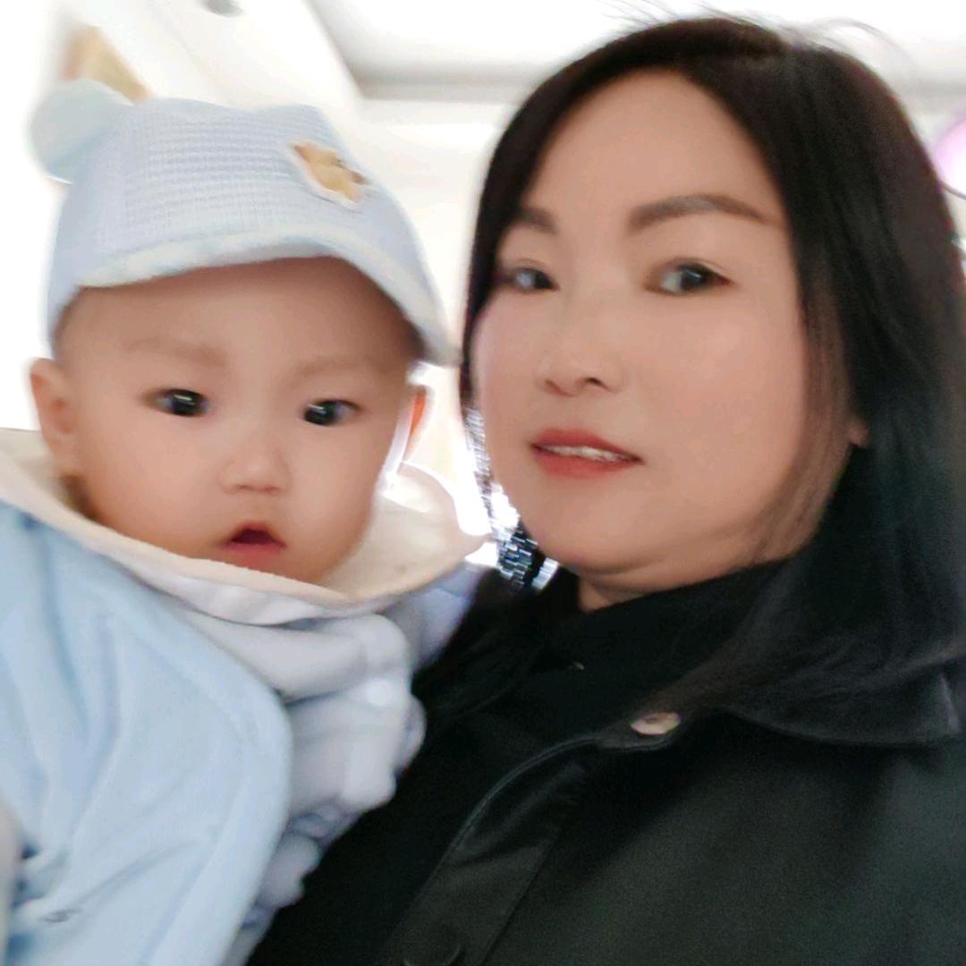 王氏一家亲芳姐