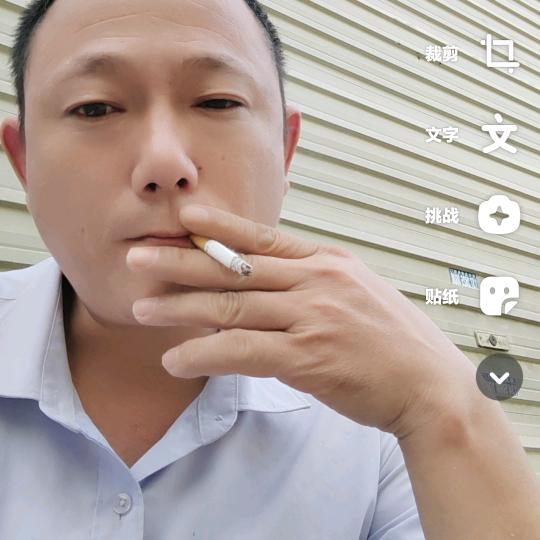 专业承包展览油漆乳胶陈先生