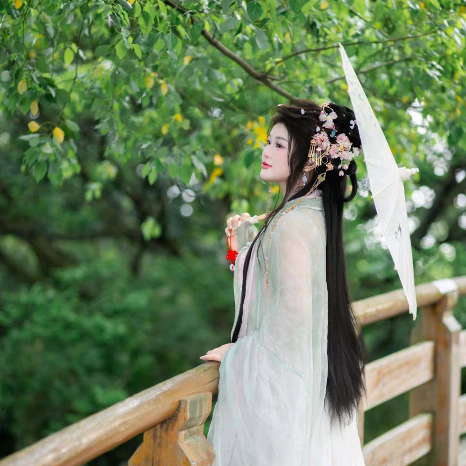 浴火重生小三妹