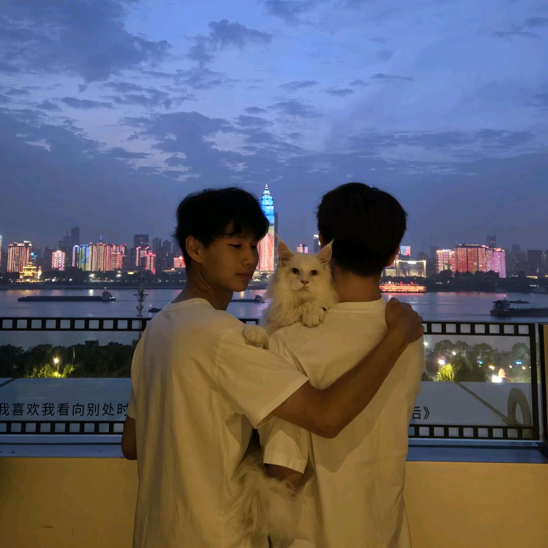小熊爱喝汤