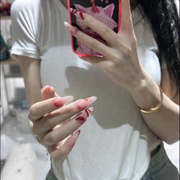 小依依