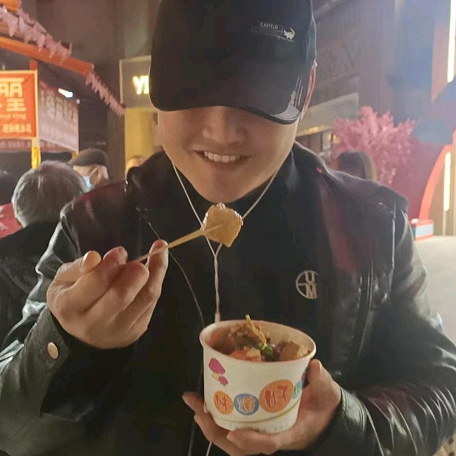 阿昆哥辣条专卖