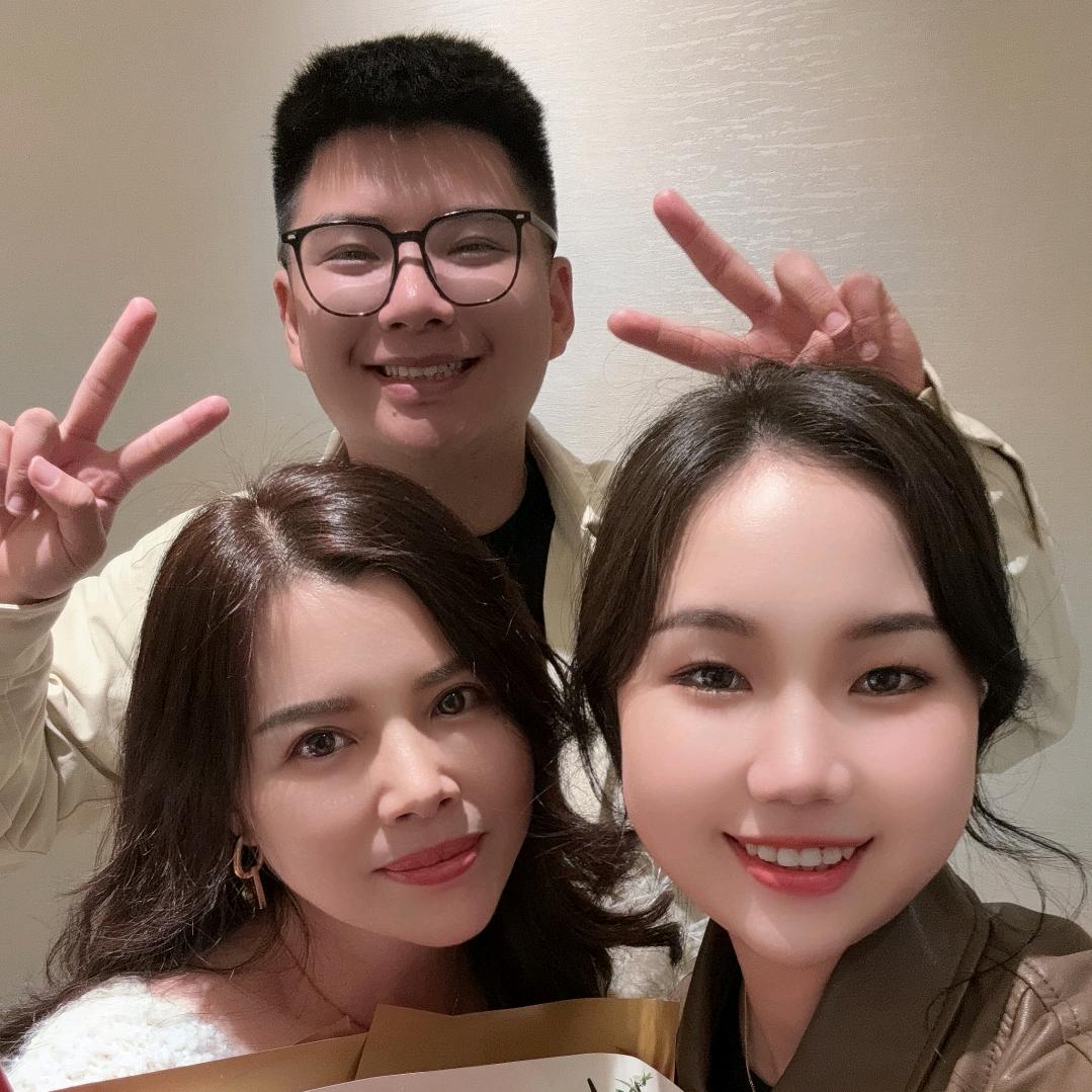 艾迎姐(肉多多家婆)