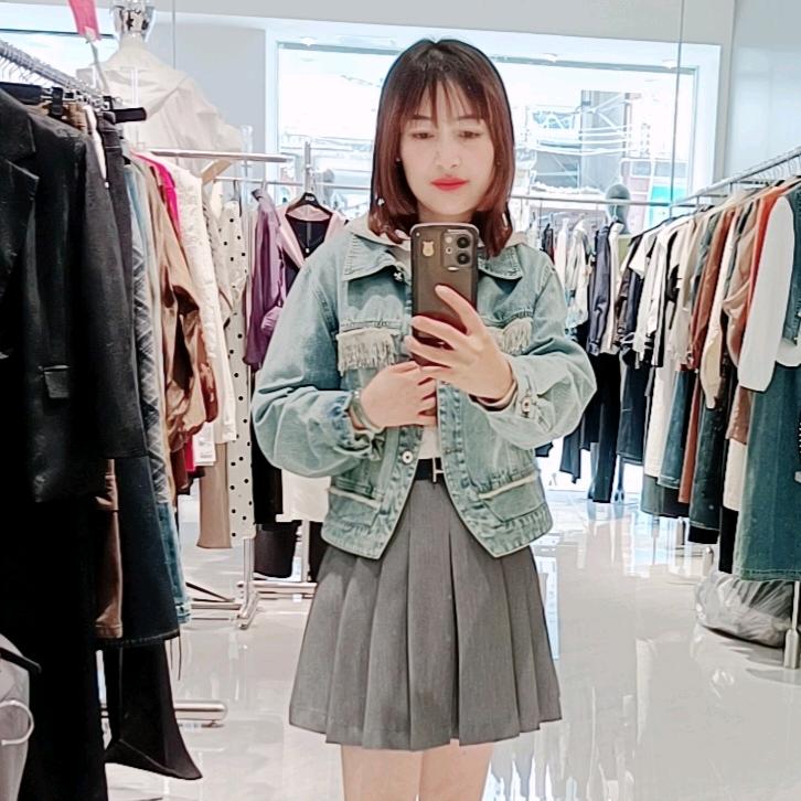 一片🍀叶子