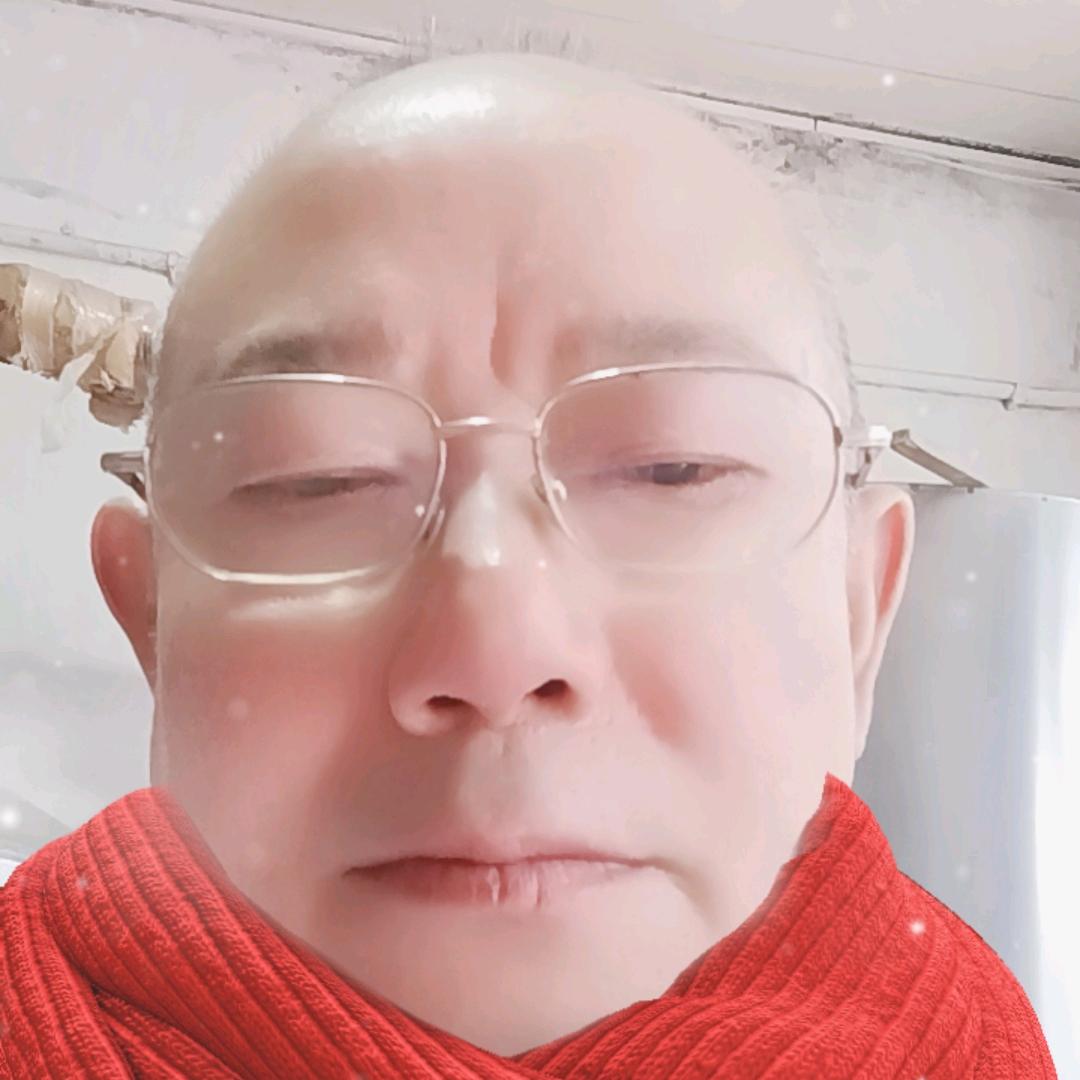 爱讲小说的九尾琪琪