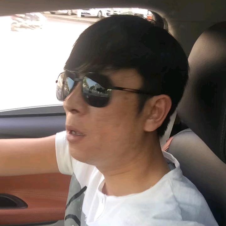 利～哥