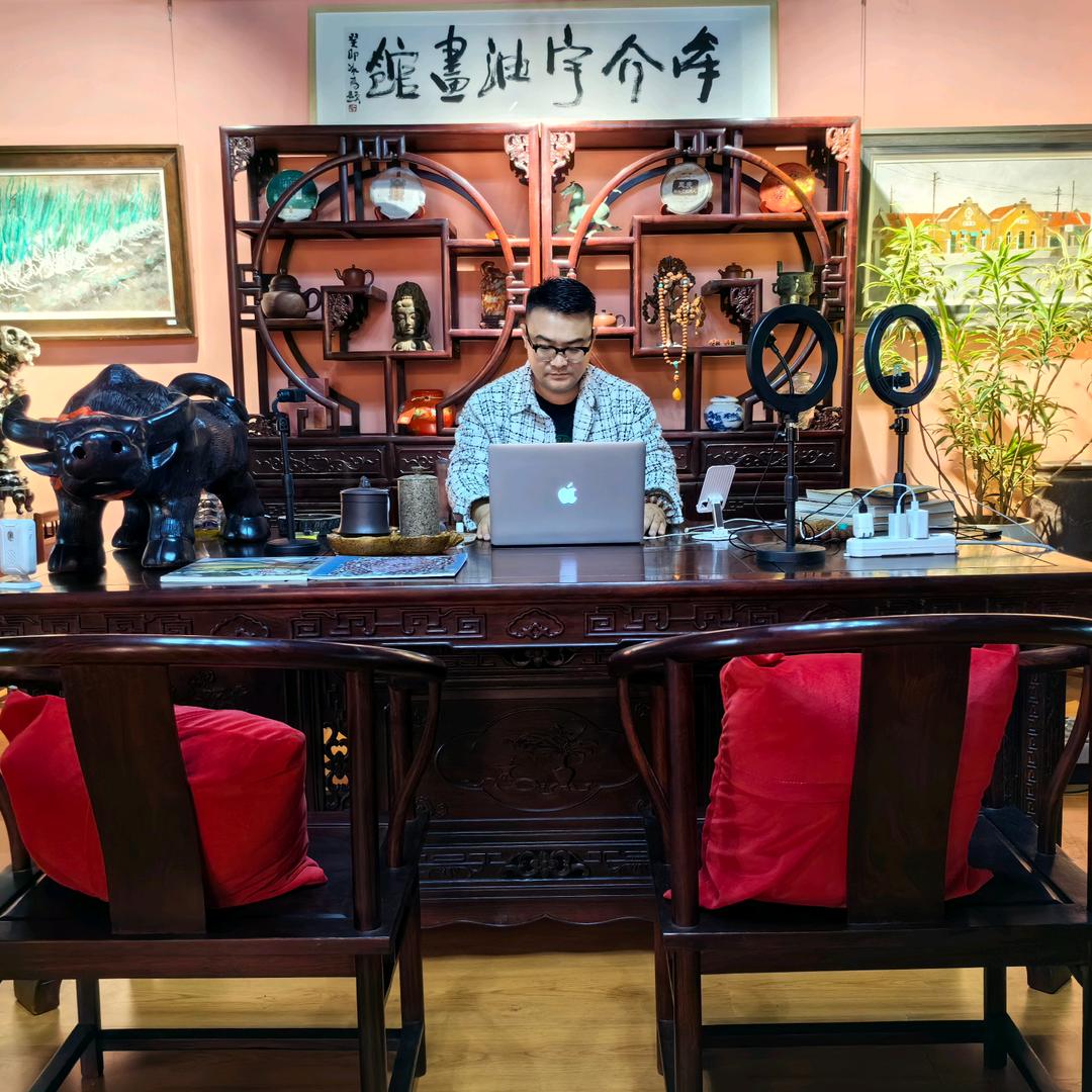 画家牟介宇